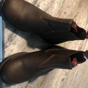 Red back steal toes slip on boots (Brown)